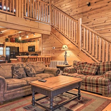 Pigeon Forge Cabin With Games, 1 Mi To Parkway! Eksteriør bilde