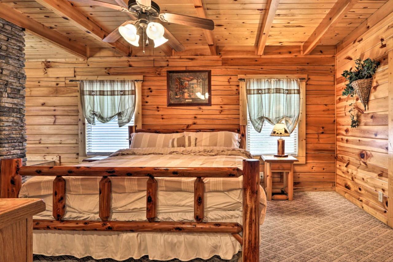 Pigeon Forge Cabin With Games, 1 Mi To Parkway! Eksteriør bilde