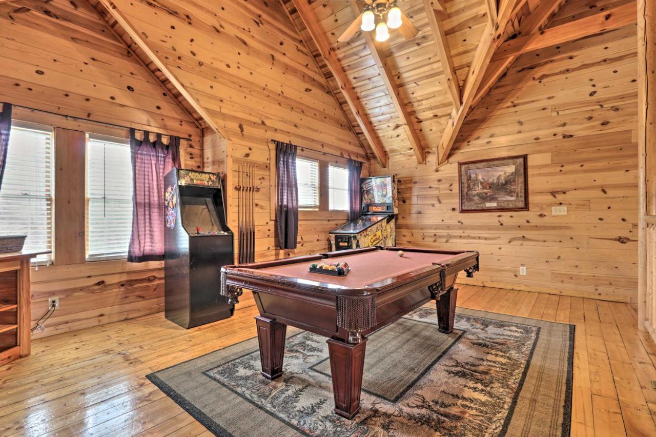 Pigeon Forge Cabin With Games, 1 Mi To Parkway! Eksteriør bilde